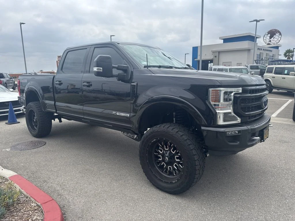 2022 Ford F-250 Platinum 4x4 Crew Cab 8' Box's photo