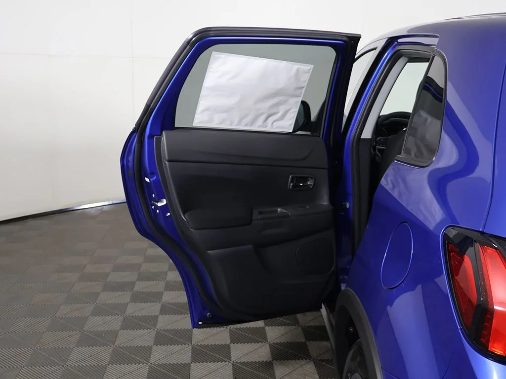 New 2026 Blue Mitsubishi 2.0 ES image 17