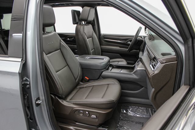 Used 2023 Sterling Metallic GMC Denali image 27