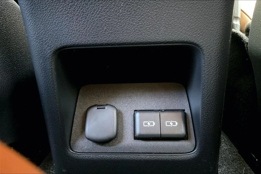 Used 2025 Black Lexus 350 Premium image 39