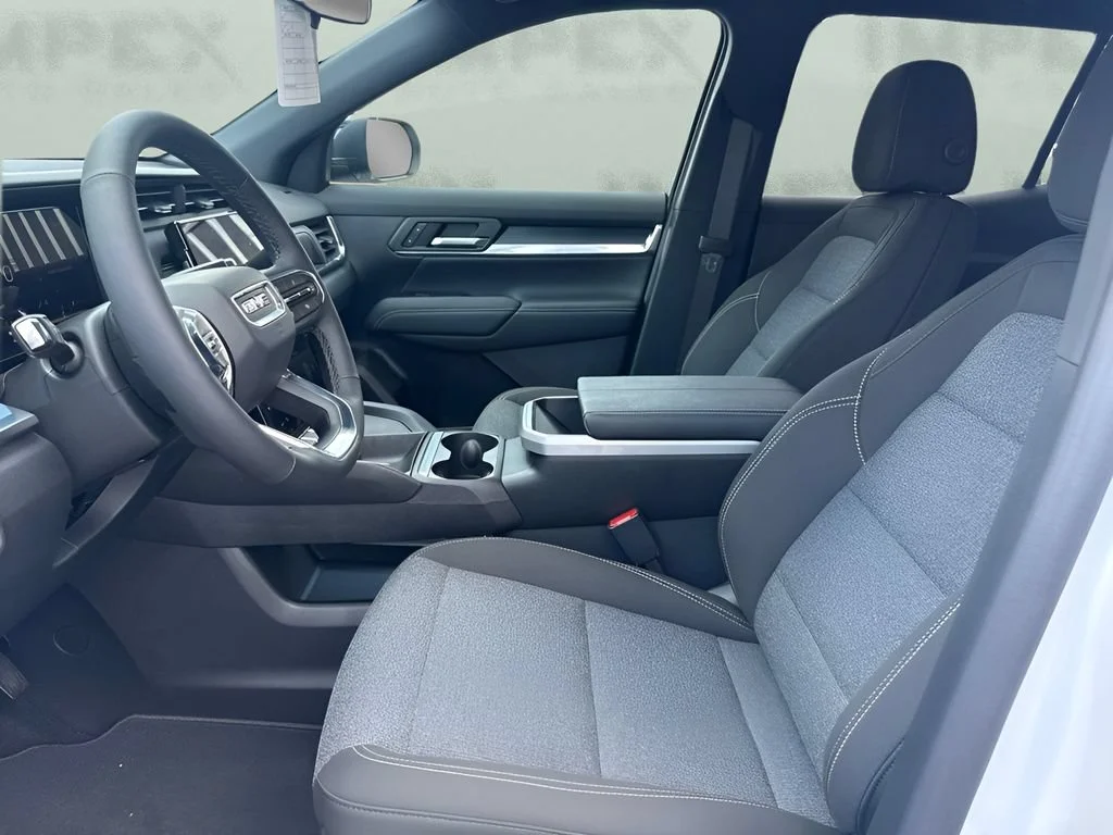 New 2027 Summit White GMC Elevation image 10