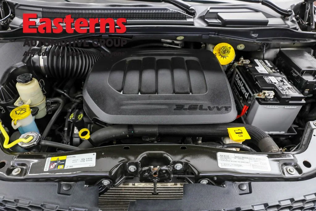 Used 2019 Gray Dodge SE image 7