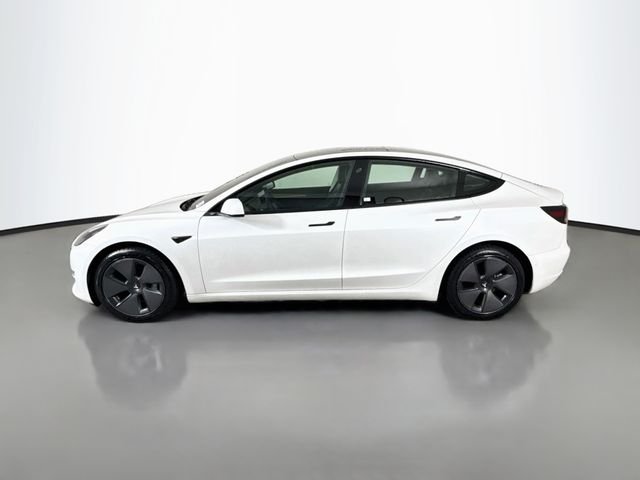 Used 2022 White Tesla Long Range image 4