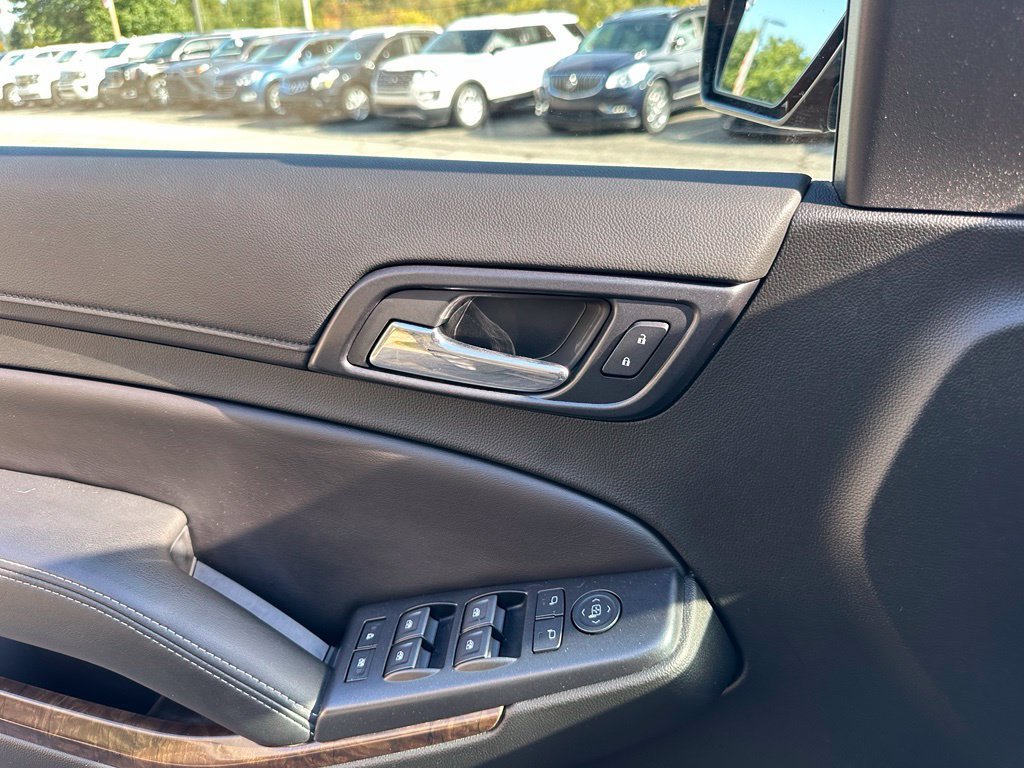 2019 Chevrolet Tahoe LT - Photo 14