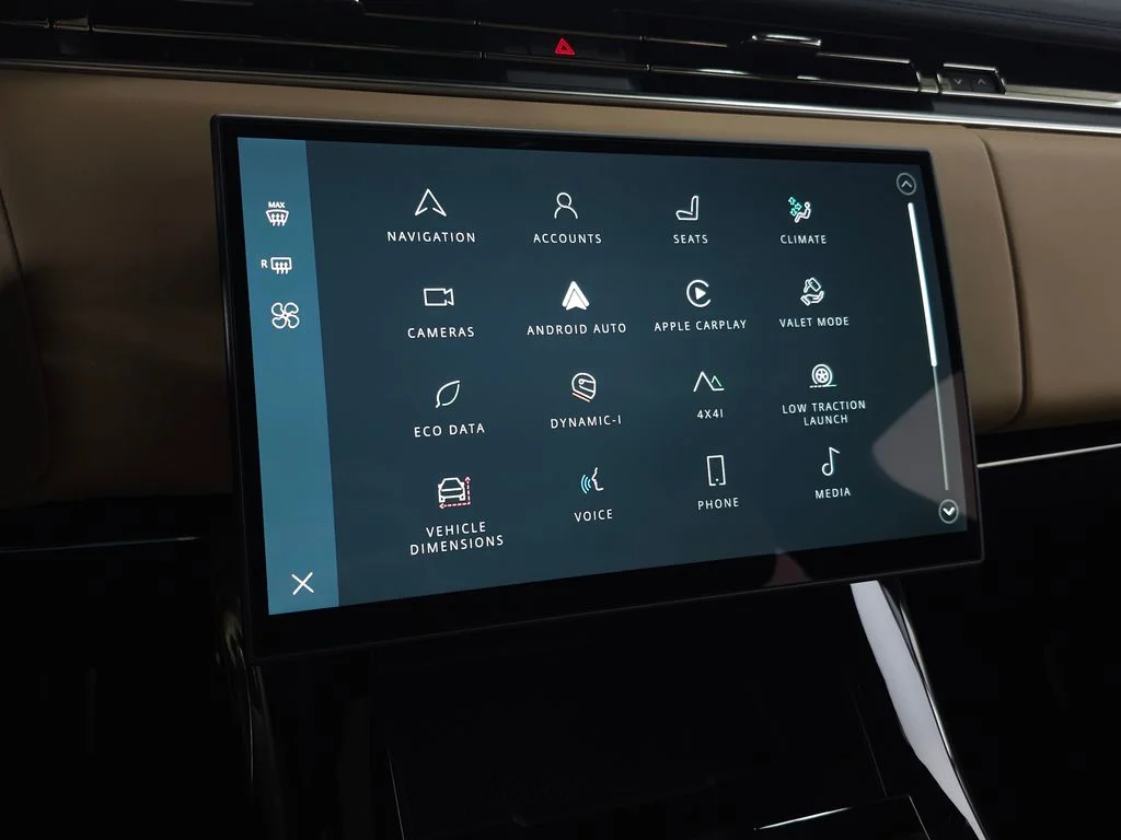 New 2026 Borasco Grey Land Rover Dynamic SE image 27