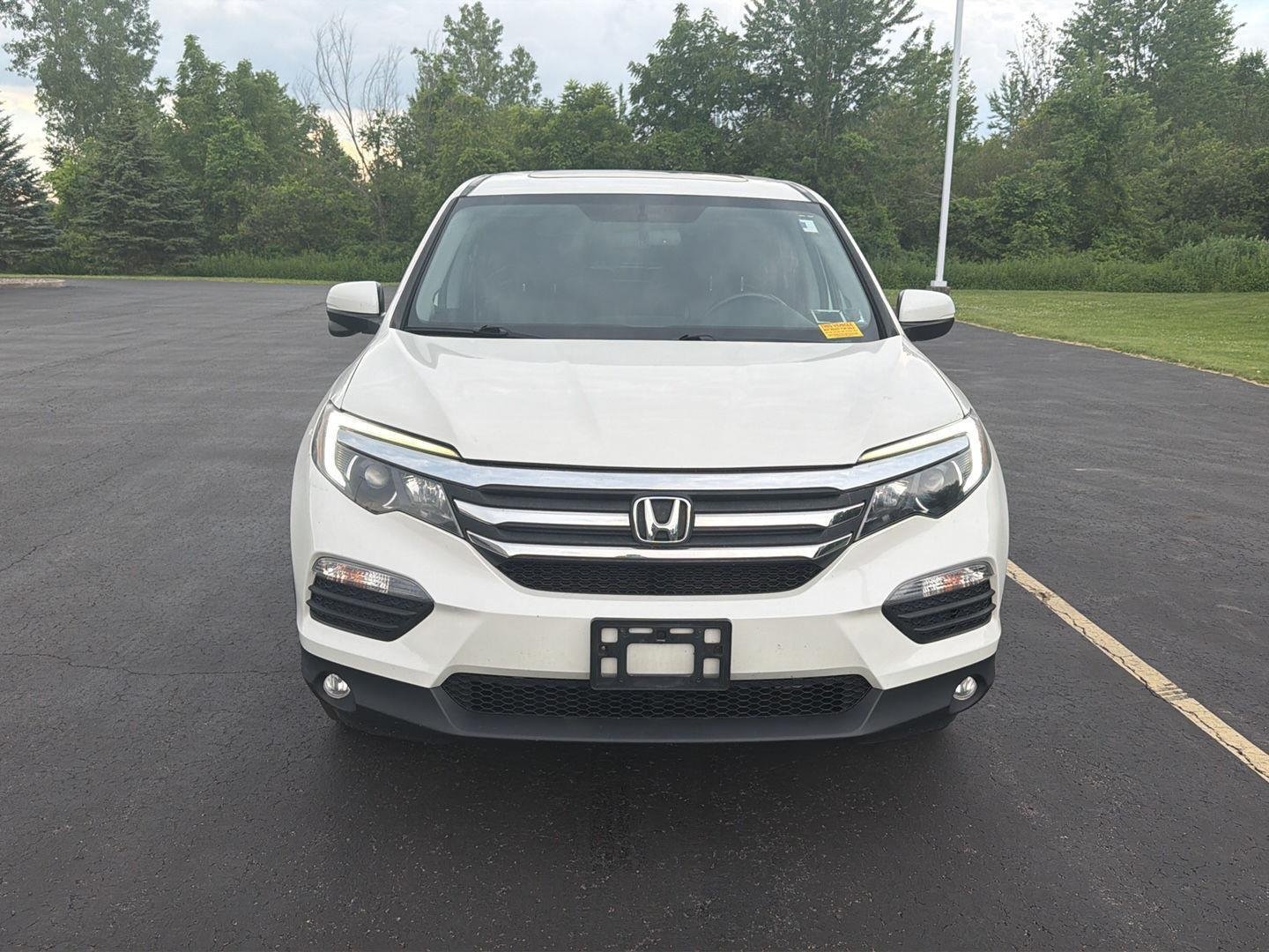 Used 2018 White Diamond Pearl Honda EX-L image 4