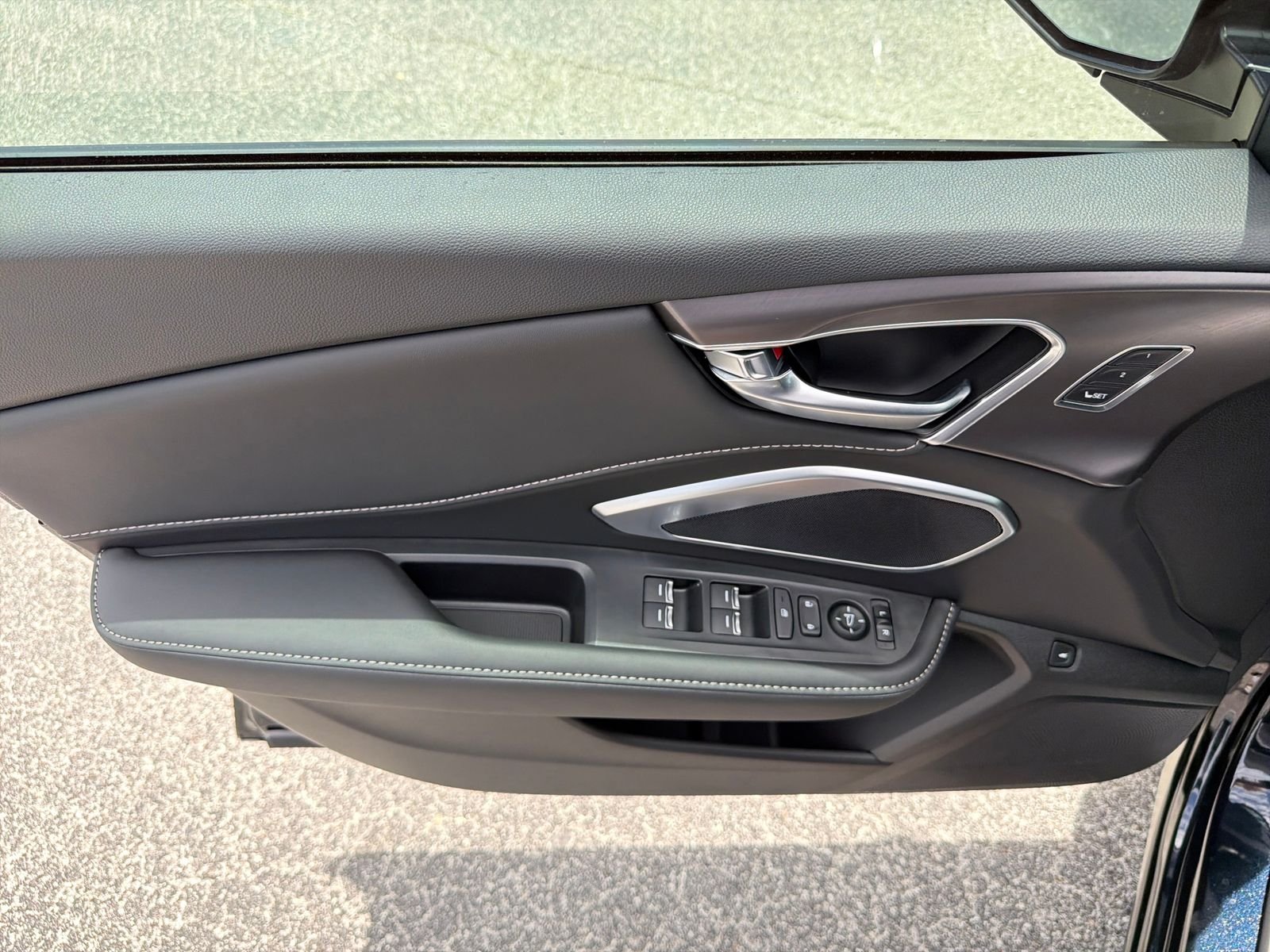 New 2026 Majestic Black Pearl Acura Base image 19
