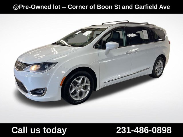 2017 Chrysler Pacifica Touring L Plus