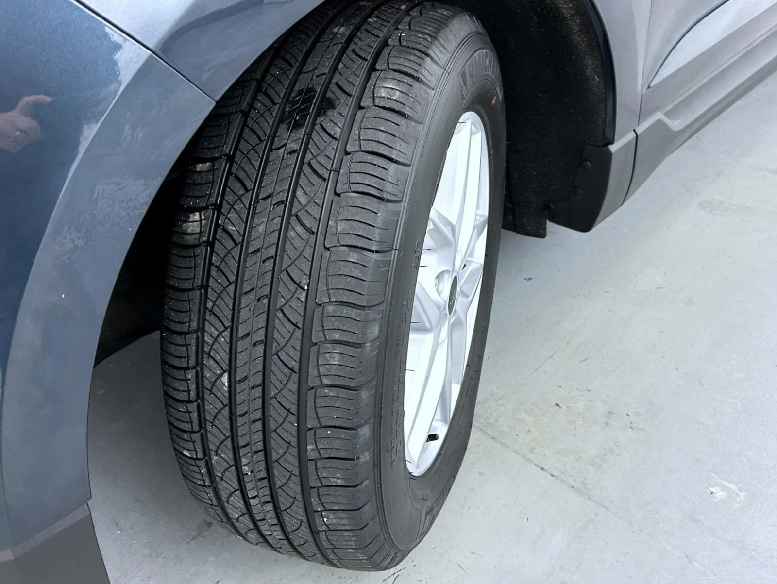 Used 2024 Blue Ford SEL image 24