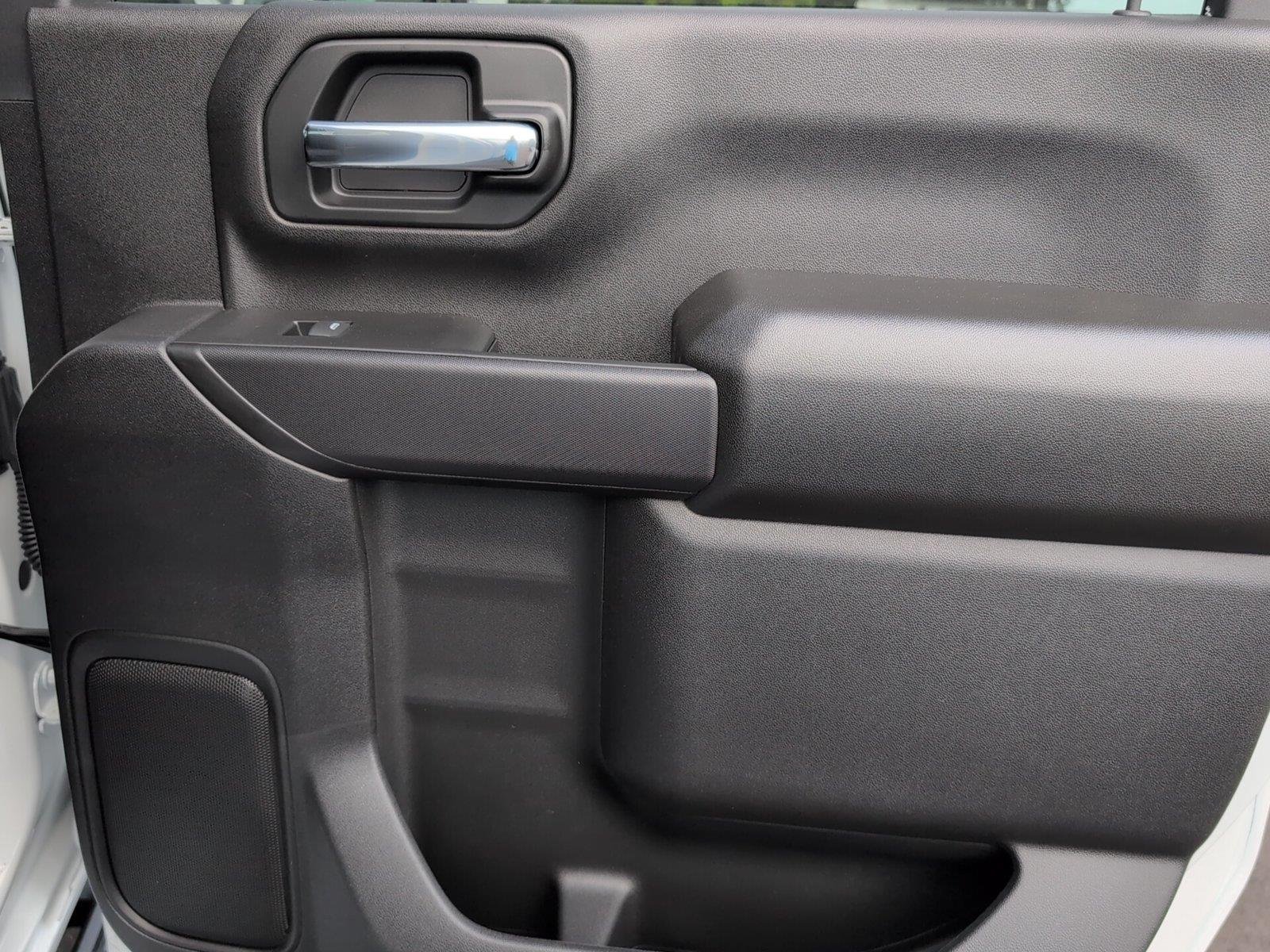 2026 Chevrolet Silverado 2500 HD Custom - Photo 37