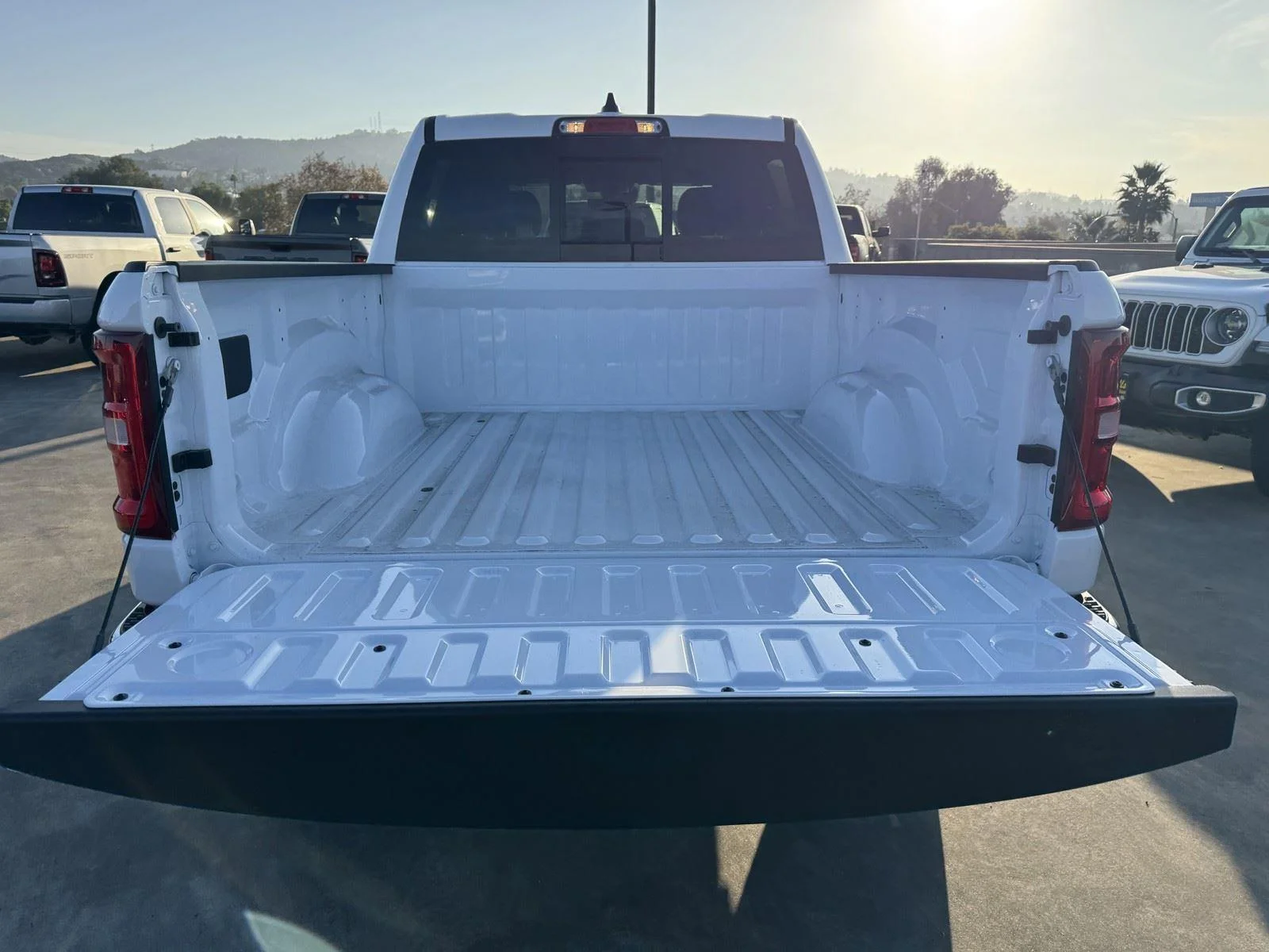 New 2026 Bright White Clear-Coat Exterior Paint RAM Big Horn image 9