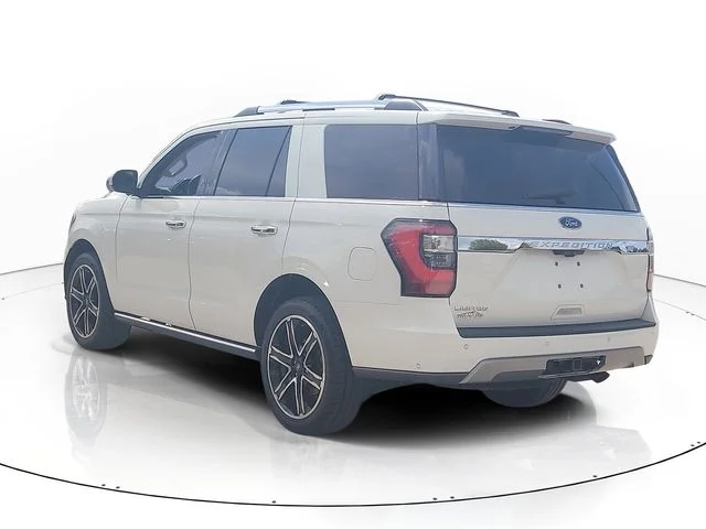 Used 2021 White Ford Limited image 7
