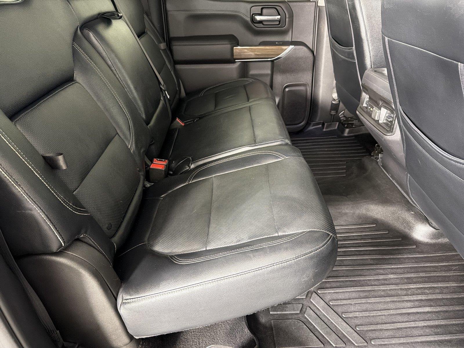 2019 Chevrolet Silverado 1500 RST - Photo 13