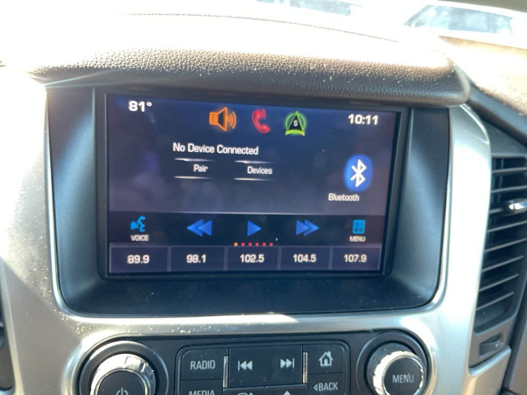 Used 2015 White Diamond Tricoat Chevrolet LTZ image 23
