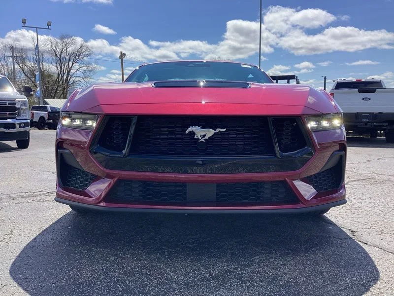 New 2026 Molten Magenta Metallic Tinted Clearcoat Ford GT Premium Fastback image 2