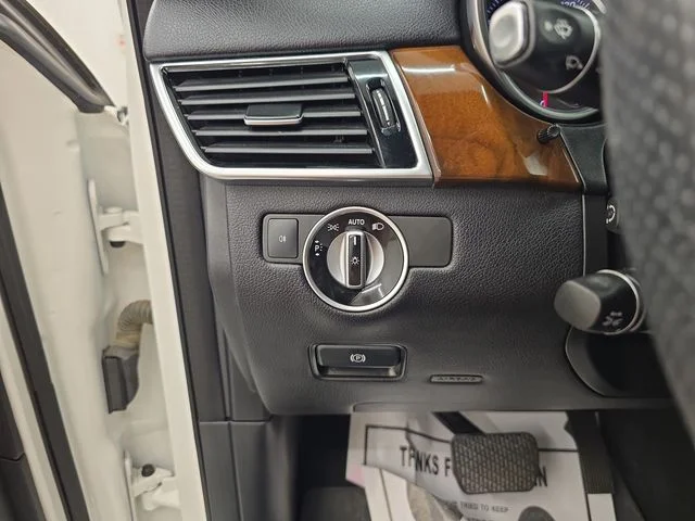 Used 2018 Polar White Mercedes-Benz GLS 450 image 35
