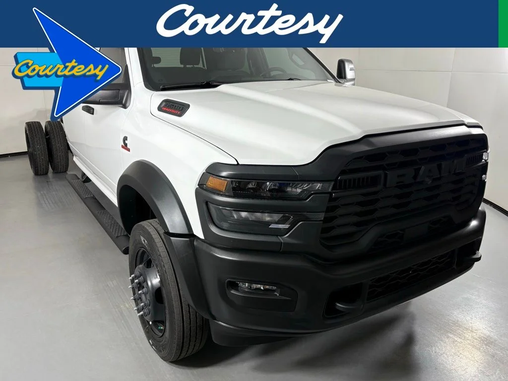 2026 RAM 4500 Tradesman 4X4 Crew Cab DRW 197" WB's photo