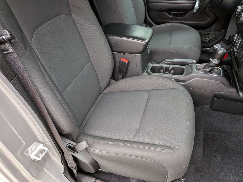 Used 2022 Gray Jeep Unlimited High Tide image 26