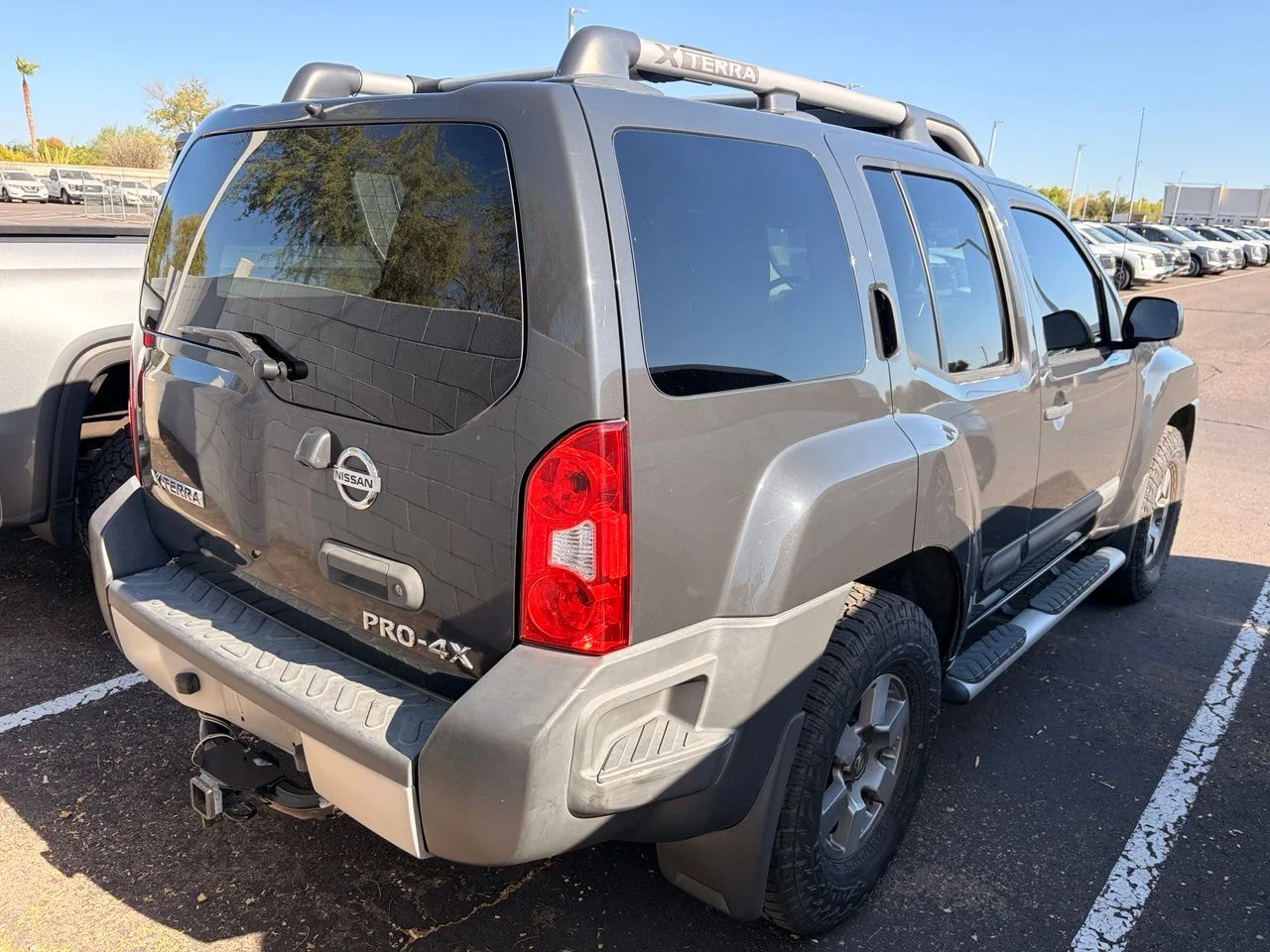 Used 2013 Night Armor Pearl Mica Nissan PRO-4X image 5