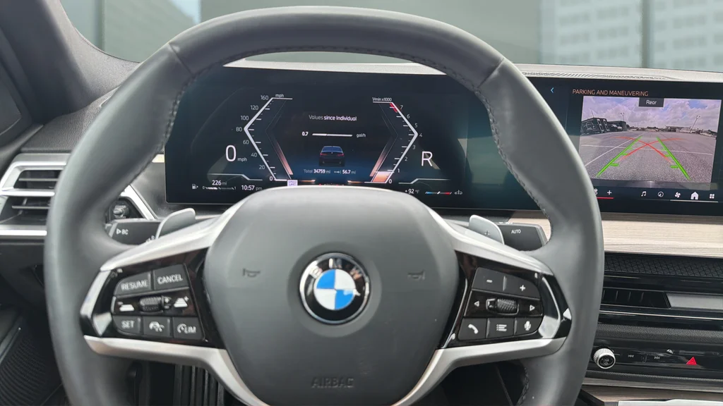 Used 2025 Black BMW 330i image 27