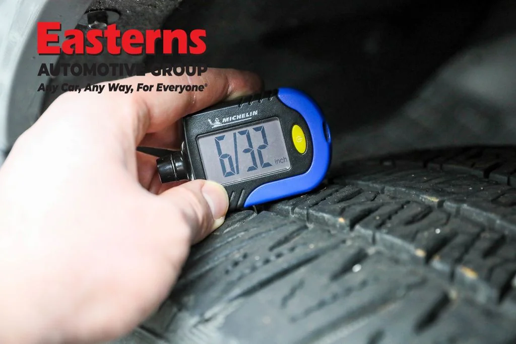 Used 2022 Black Jeep Series II image 28