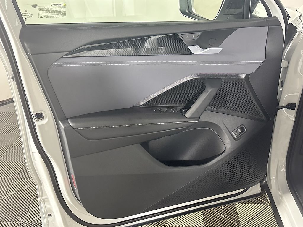 New 2025 Opal White Pearl Volkswagen 2.0T SE R-Line Black image 10
