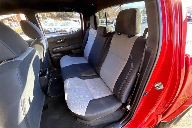 Certified Used 2020 BARCELONA RED MET. Toyota  image 19