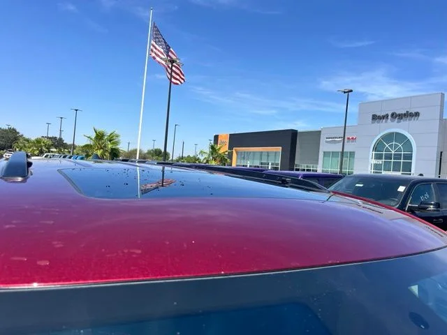 Used 2025 Red Jeep Altitude X image 7