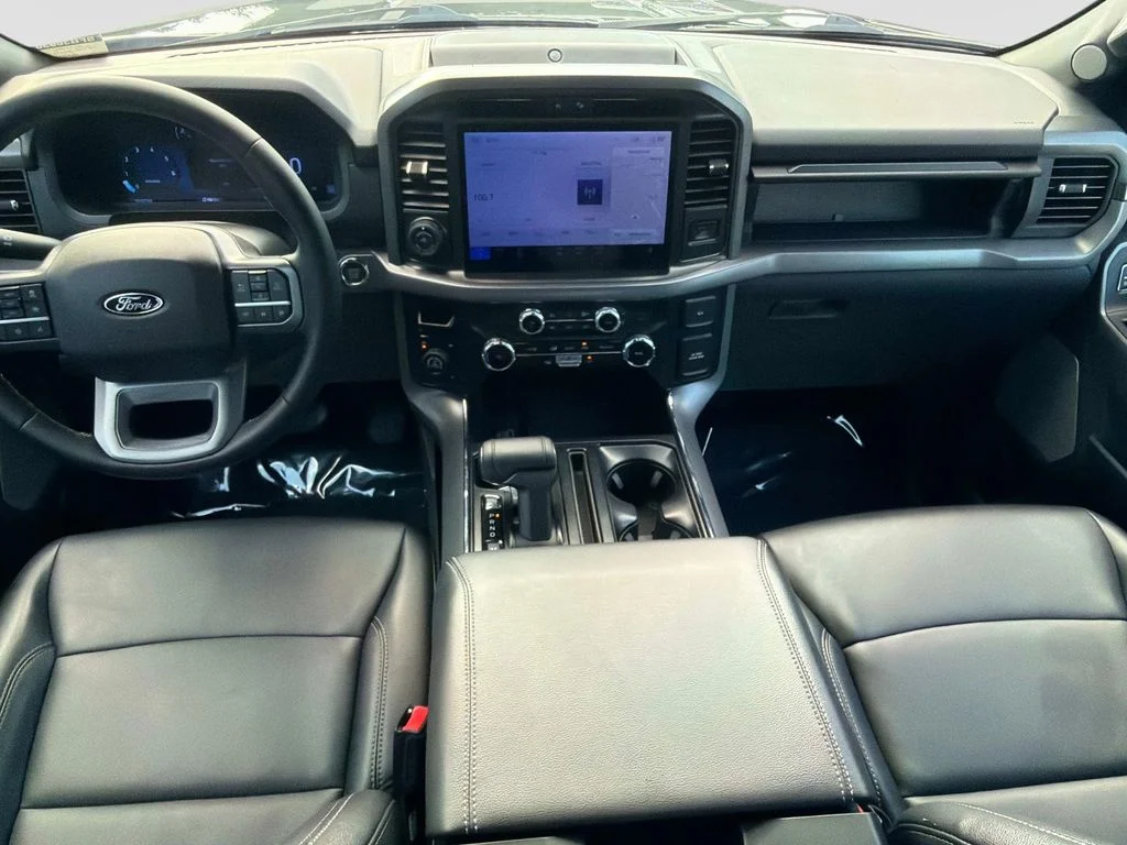 Used 2025 Black Ford XLT image 16