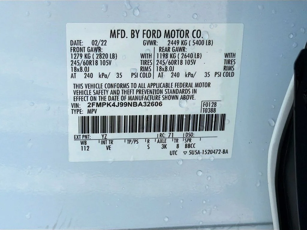 Used 2022 White Ford SEL image 41