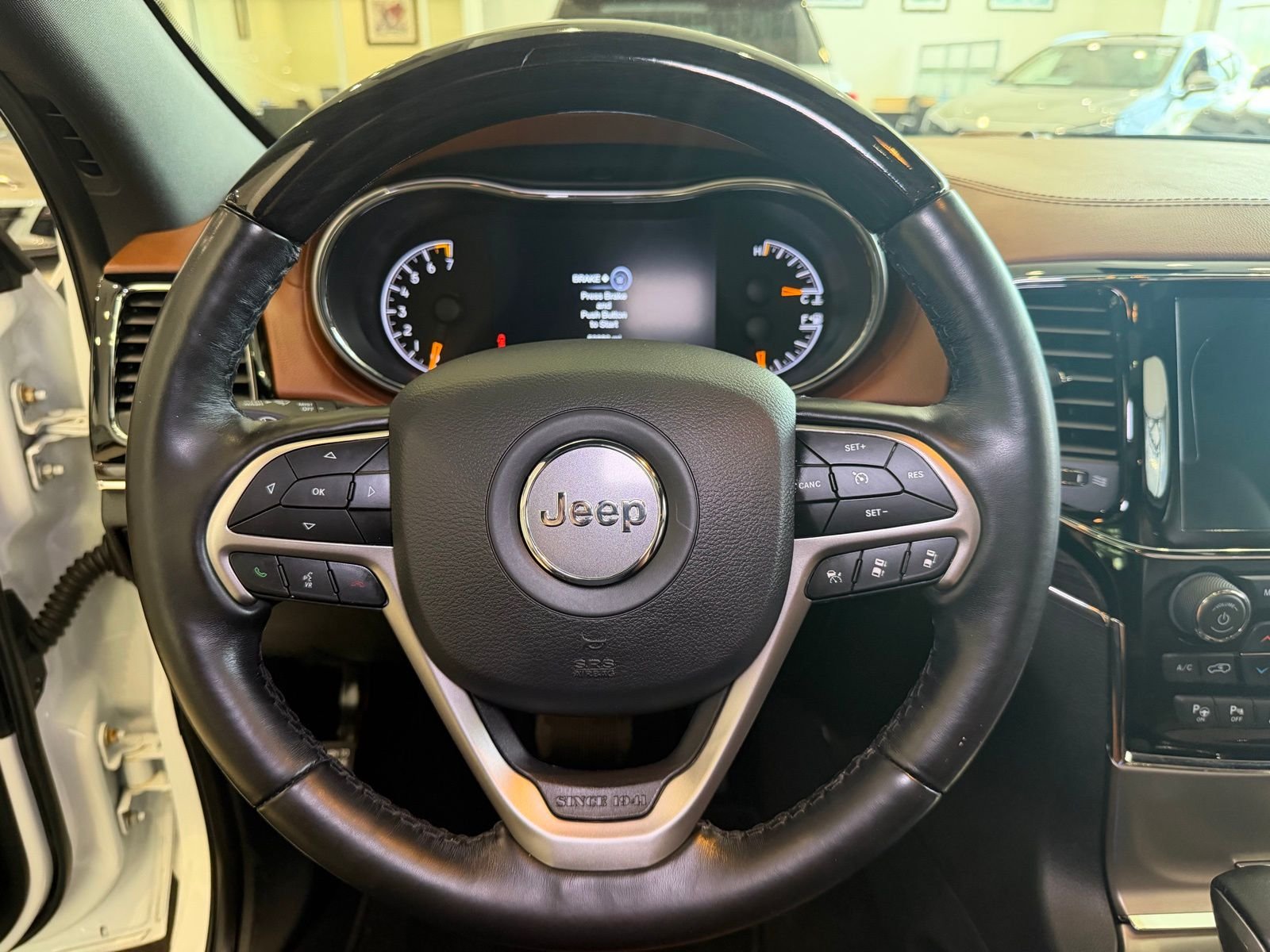Used 2020 Off-white Jeep Overland image 17