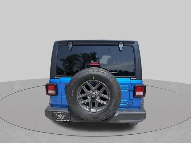 Certified Used 2025 Blue Jeep Sport S image 5