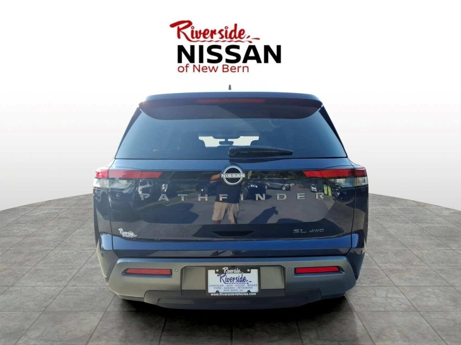 New 2026 Deep Ocean Blue Pearl Nissan SL image 2