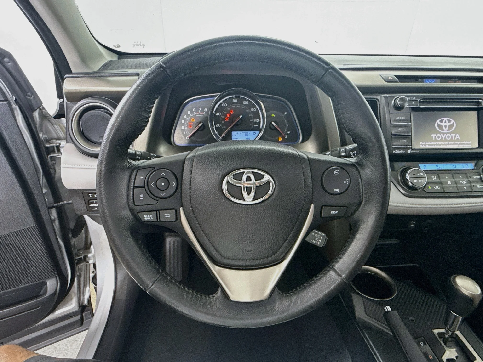 Used 2015 Classic Silver Metallic Toyota Limited image 12