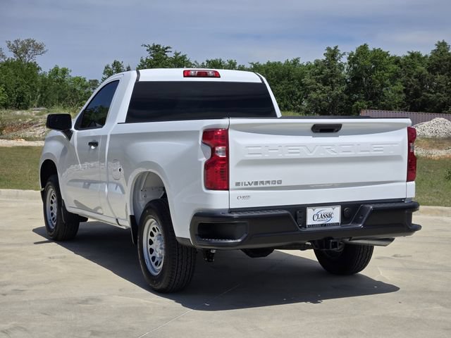 New 2026 Summit White Chevrolet WT image 4