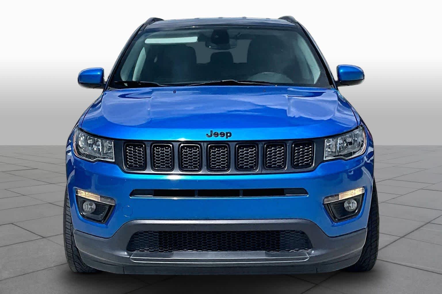 Used 2019 Laser Blue Pearlcoat Jeep Altitude image 4