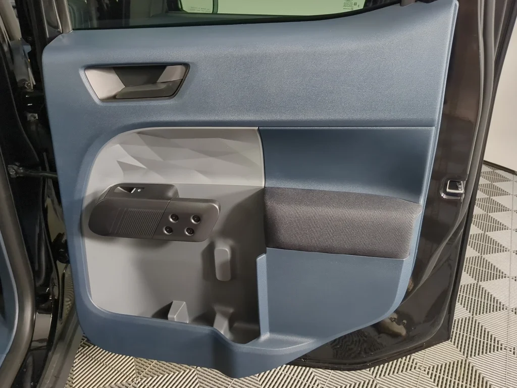New 2026 Shadow Black Ford XL image 19