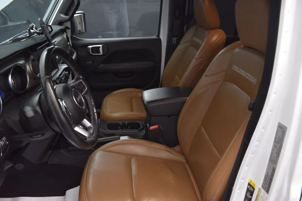 Used 2021 White Jeep Unlimited Rubicon image 17