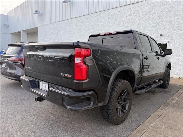 Used 2024 Black Chevrolet ZR2 image 7