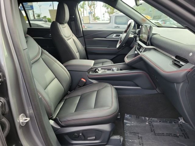 New 2026 Carbonized Gray Metallic Ford ST-Line image 16