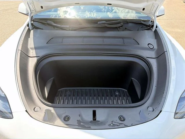 Used 2023 White Tesla Long Range image 9