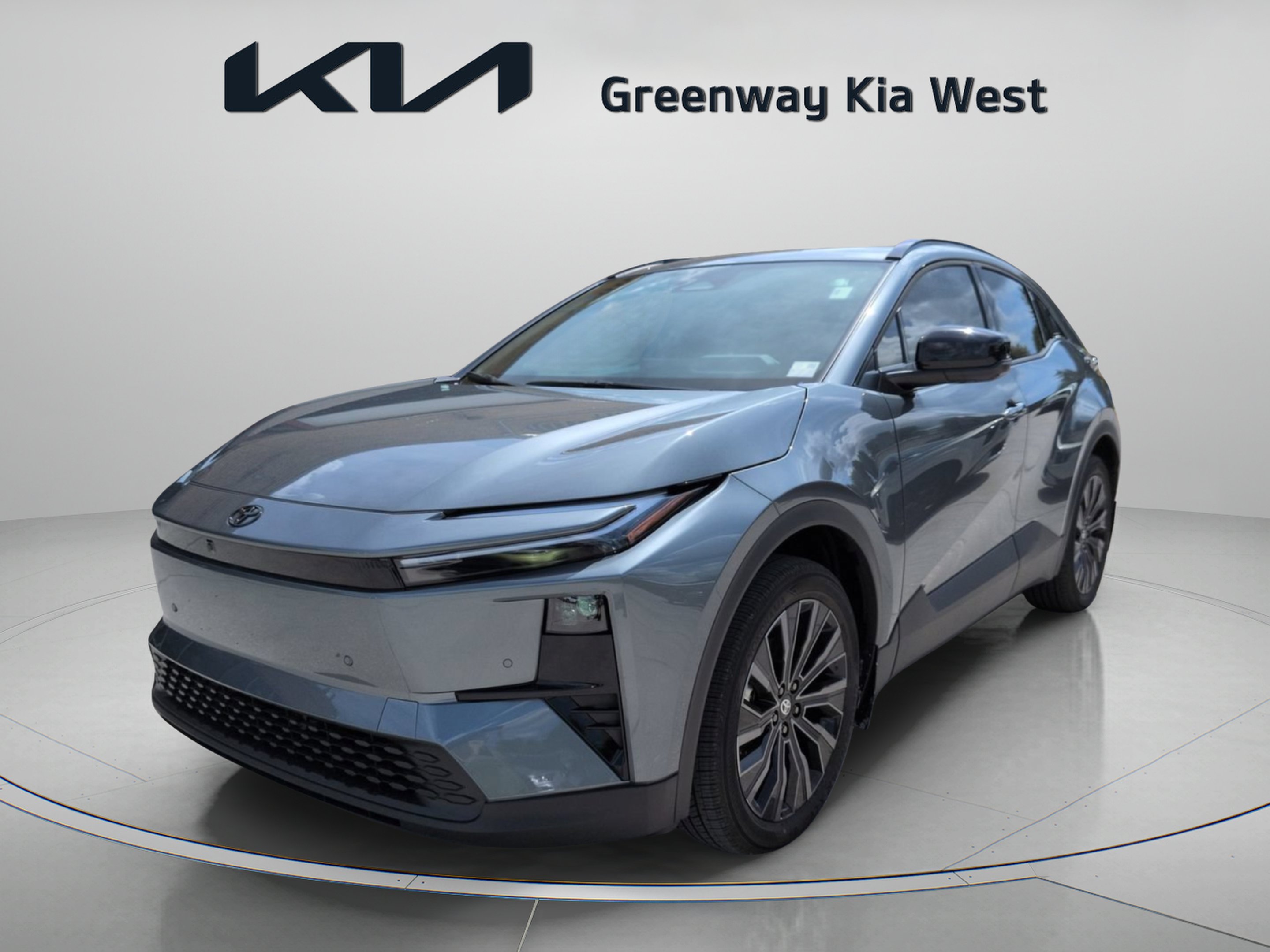 Used 2026 Alloy Toyota XSE image 4