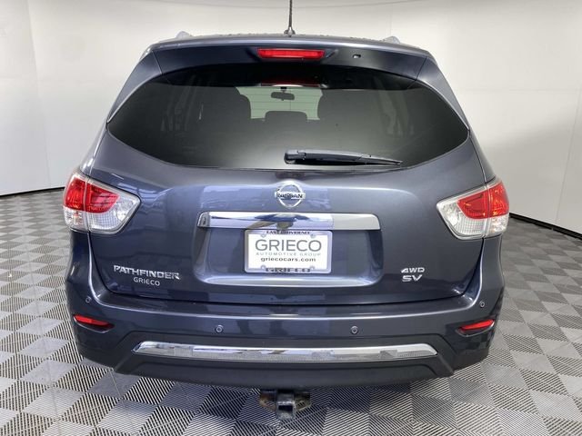 Used 2014 Gray Nissan SV image 7
