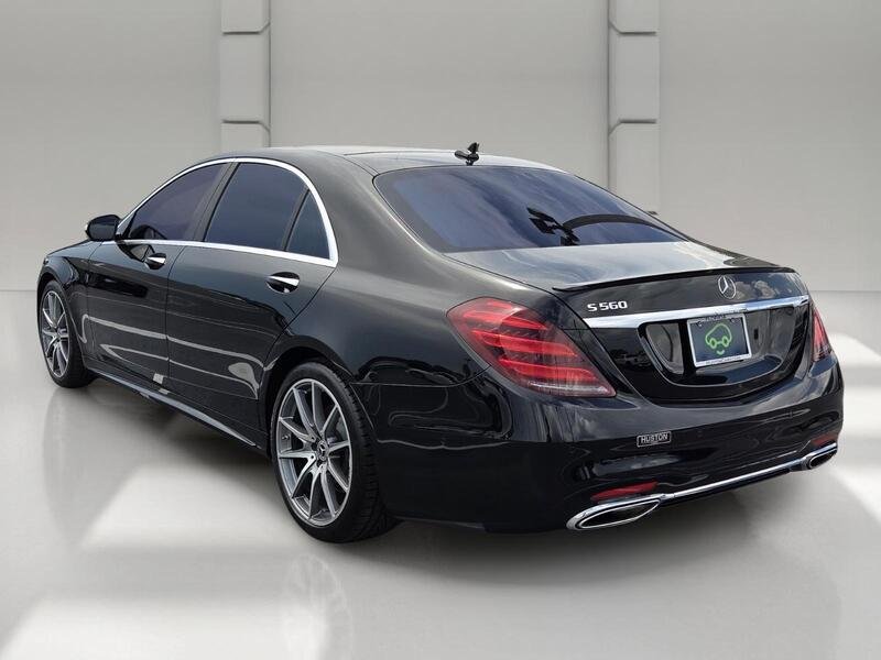 Used 2018 Black MERCEDES-BENZ S 560 SEDAN image 3