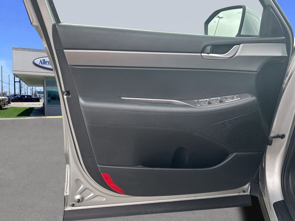 Used 2023 Typhoon Silver Hyundai SEL image 16