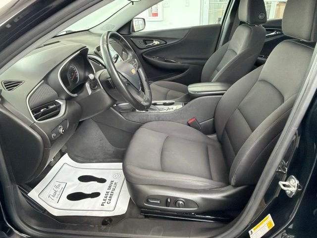Used 2023  Chevrolet LT image 14