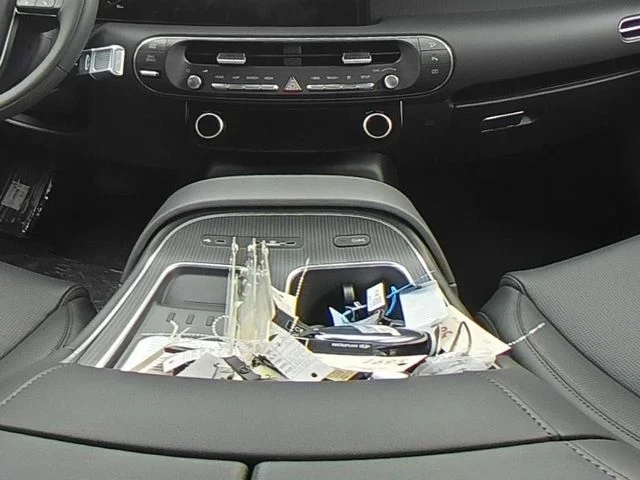 New 2026 Silver Hyundai Calligraphy image 37