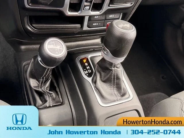 Used 2023 Gray Jeep Sahara image 24
