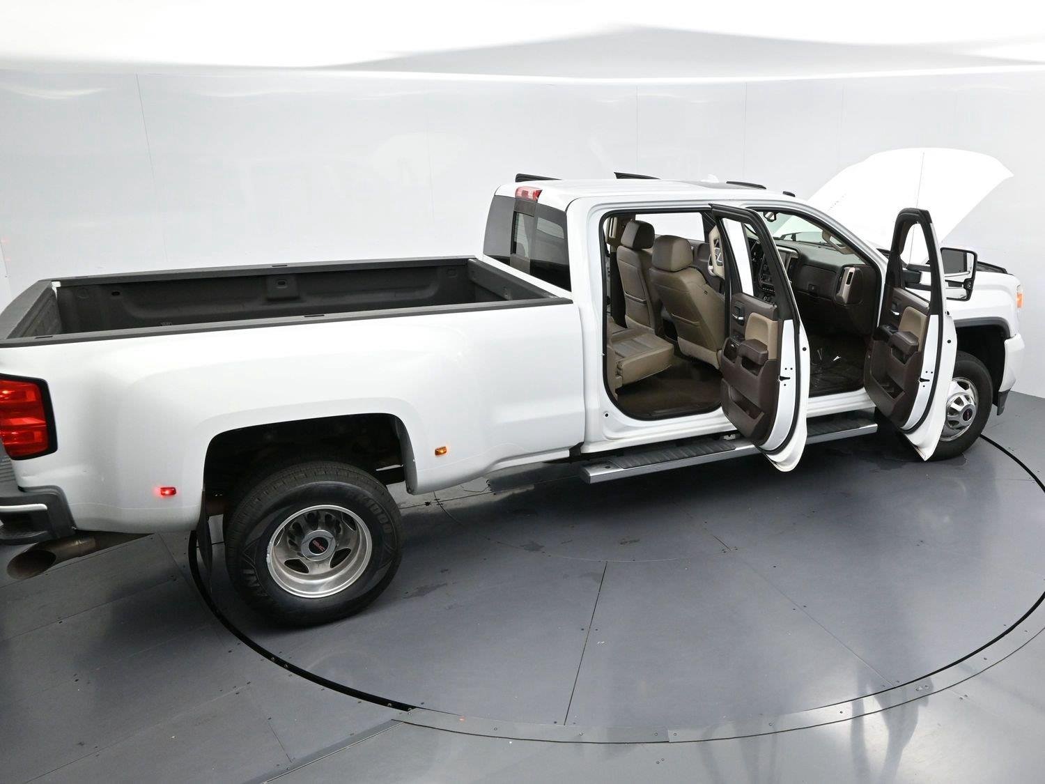 Used 2016 Summit White GMC Denali image 42
