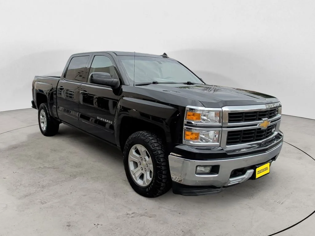 Used 2015 Black Chevrolet LT image 7